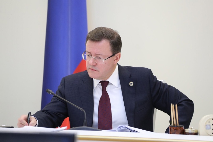 Azarov 0802